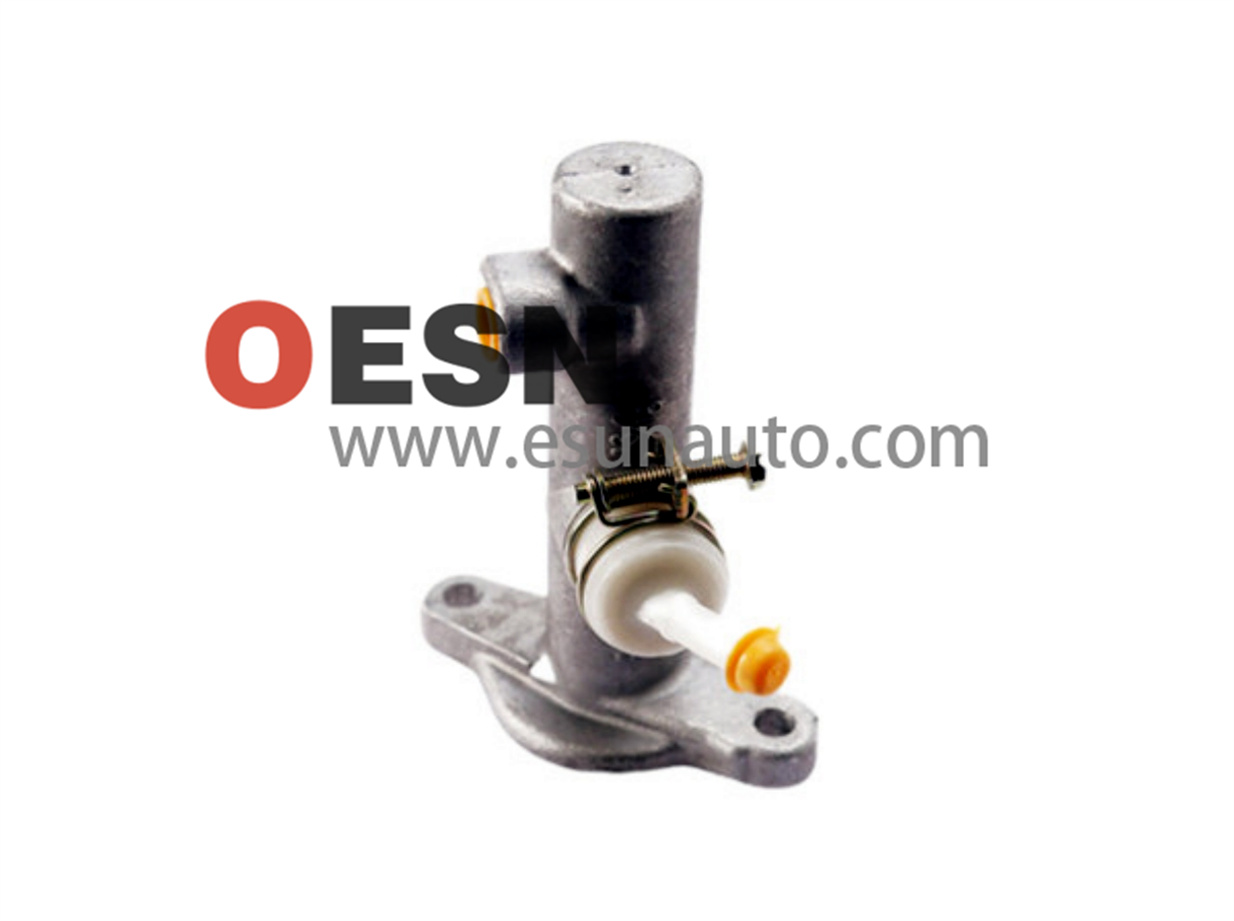 Clutch master cylinder ESN60003  OEM 8980976940 8981016320 8980977650 8980982510