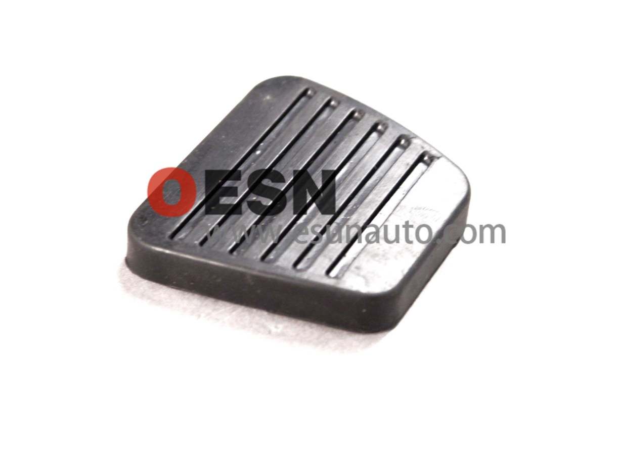 Brake/clutch pedal pad ESN140020  OEM8978534130